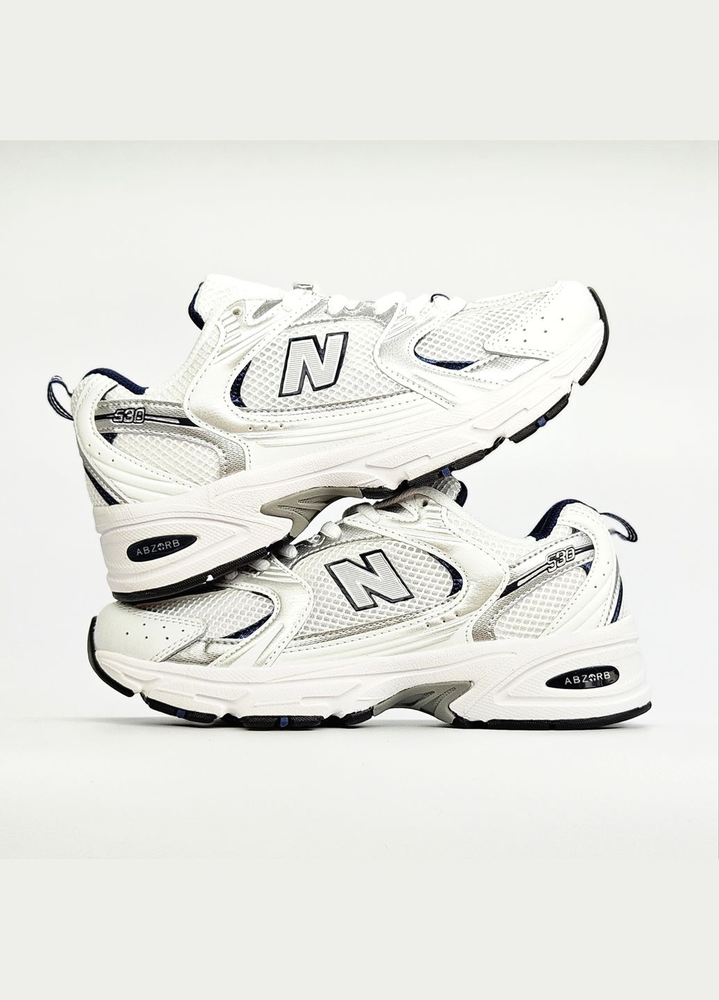 Білі Осінні кросівки чоловічі і жіночі No Brand 539 white silver | Нью Беланс 530