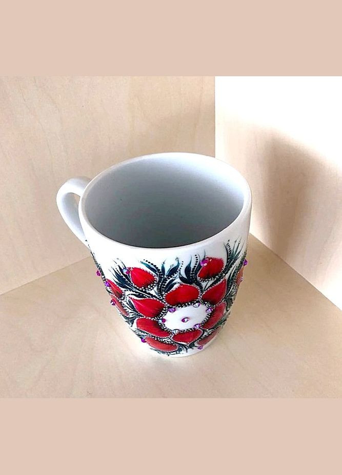 Чашка белая керамическая с авторской росписью ручной работы "Красный цветок Садко" No Brand (349843017)