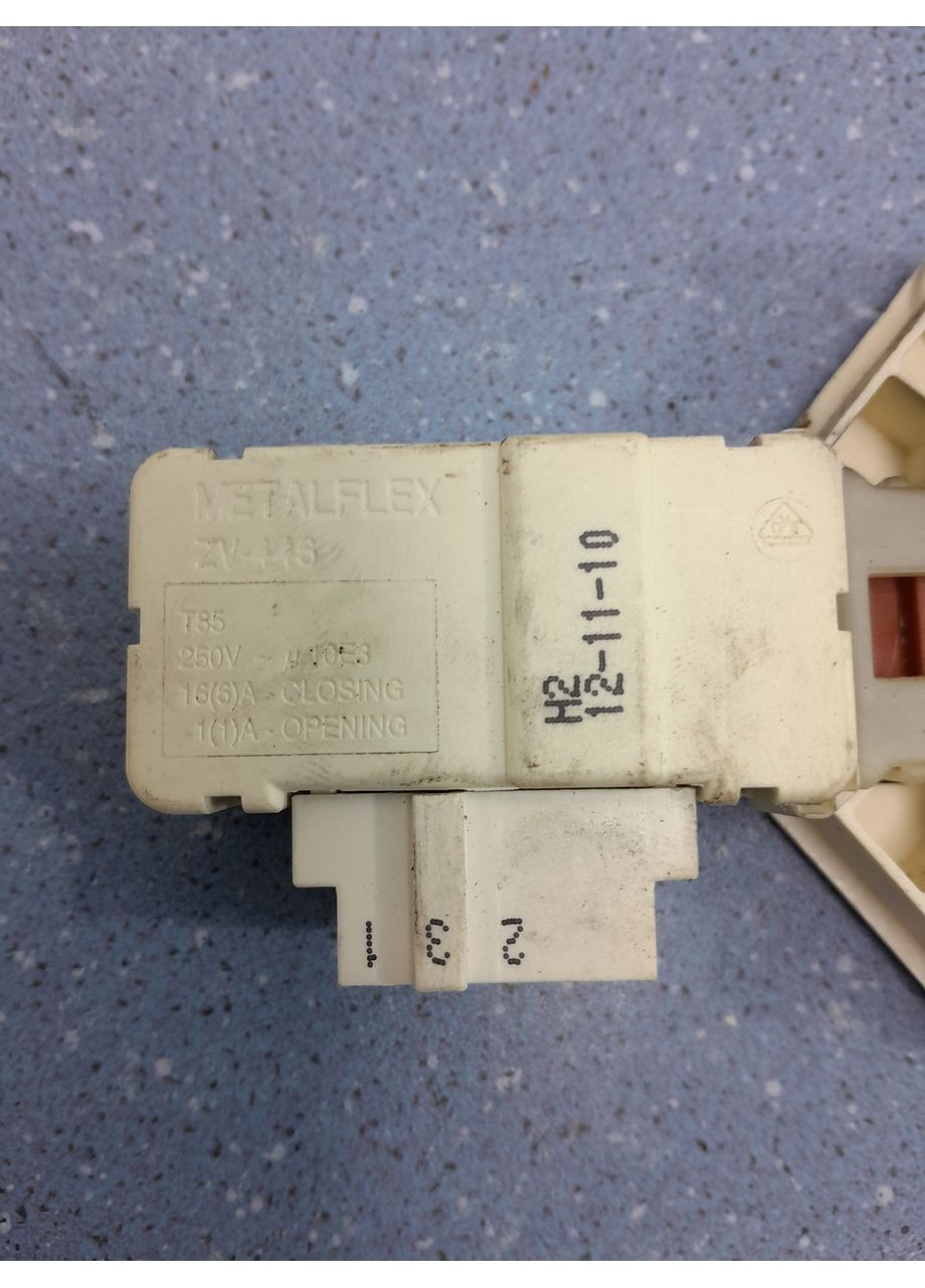 Замок люка для пральної машини ZWS181 ZV-446H2 ZANUSSI (361863750)