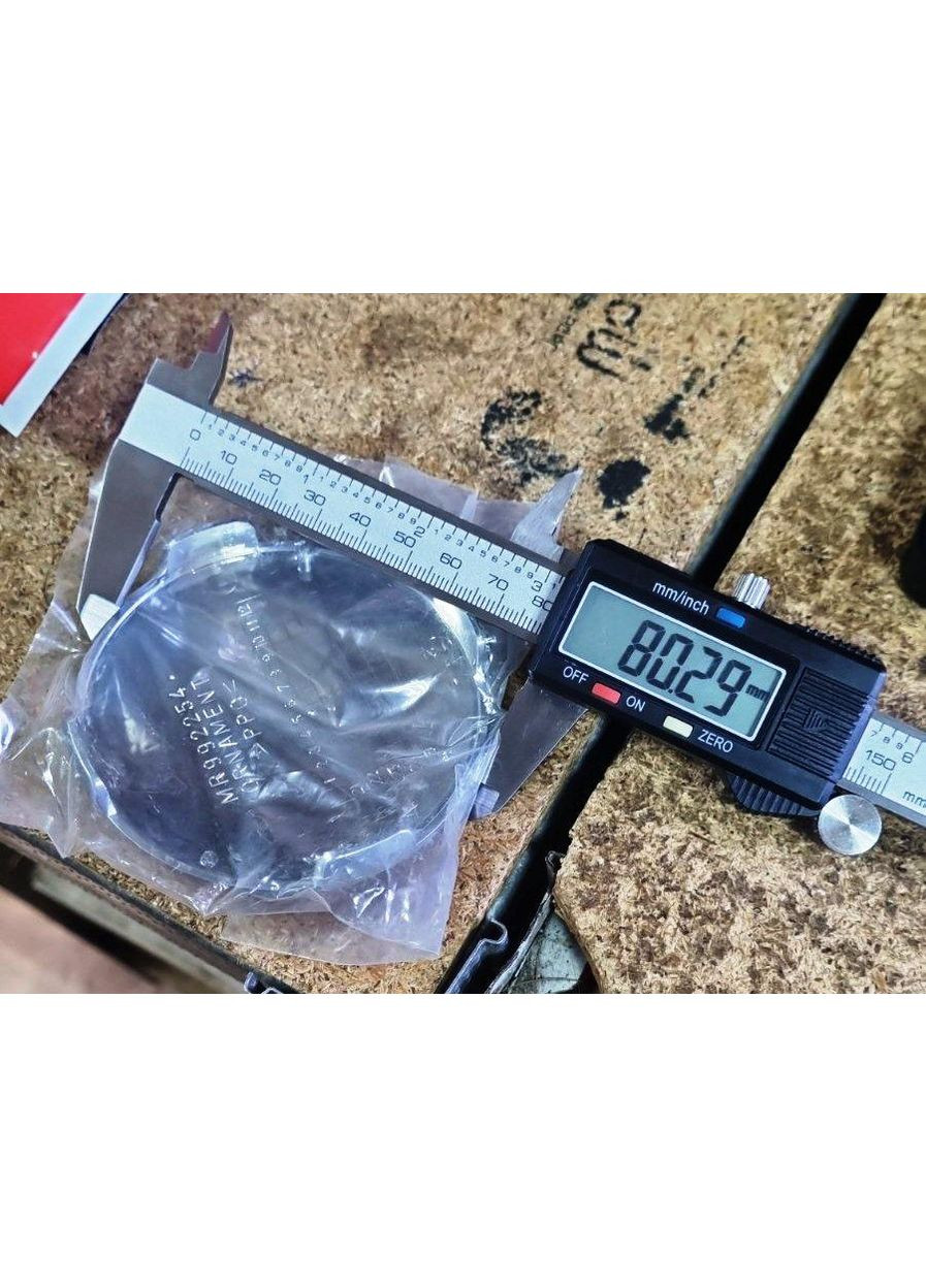 Оригинальный колпачок, заглушка, колесного диска MR992254 PAJERO Паджеро Спорт Mitsubishi (345739150)