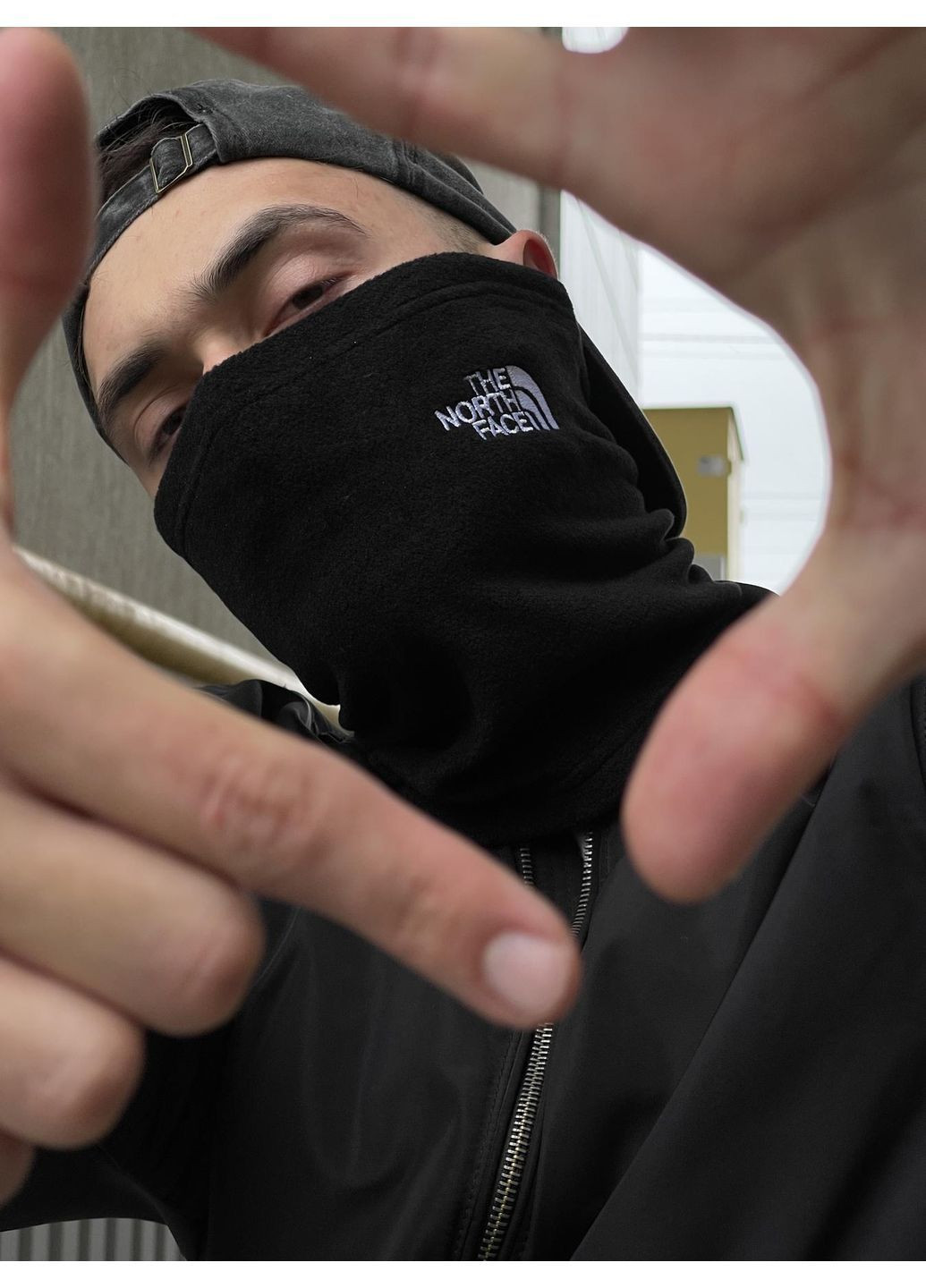 Флісовий баф з написом теплий м'який чорний No Brand Баф-фліс (369900487)