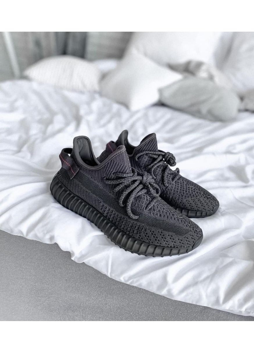 КРОСІВКИ ЖІНОЧІ ADIDAS YEEZY BOOST 350 V2 BLACK АДІДАС ІЗІ БУСТ No Brand чорні демісезони (367173641)