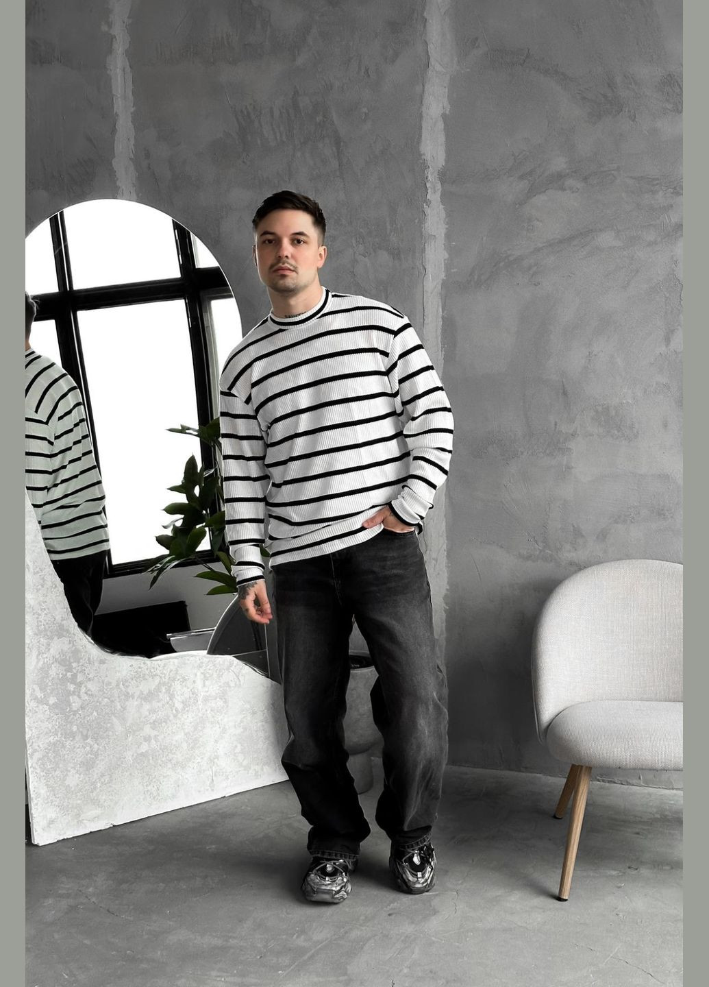 Белый демисезонный стильный теплый свитер в полоску No Brand