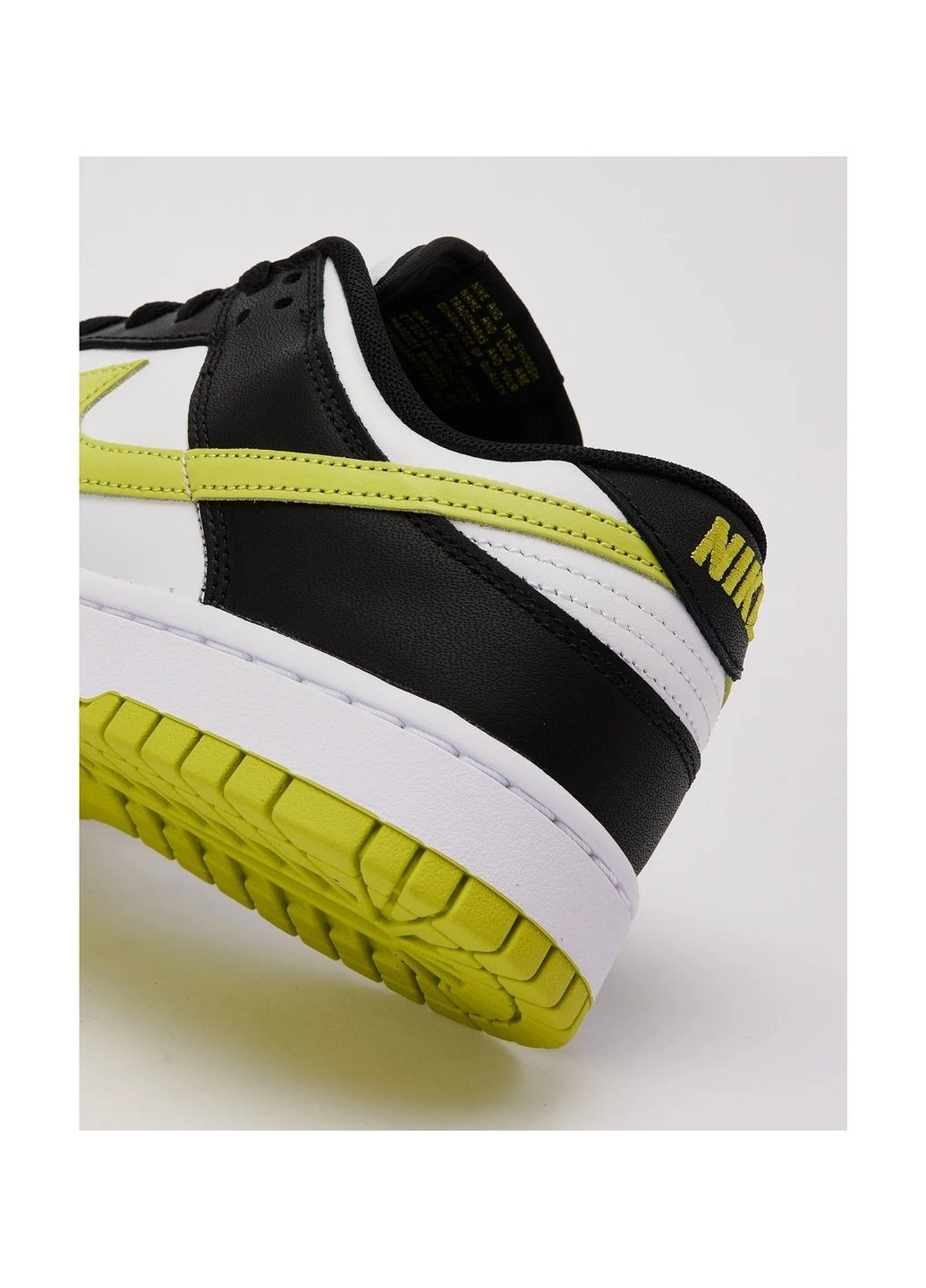 Чорні кросівки чоловічі dunk low retro black/white Nike