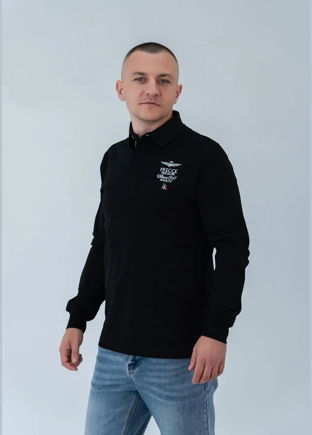 Черная футболка-поло мужское с длинным рукавом для мужчин Aeronautica Militare с логотипом