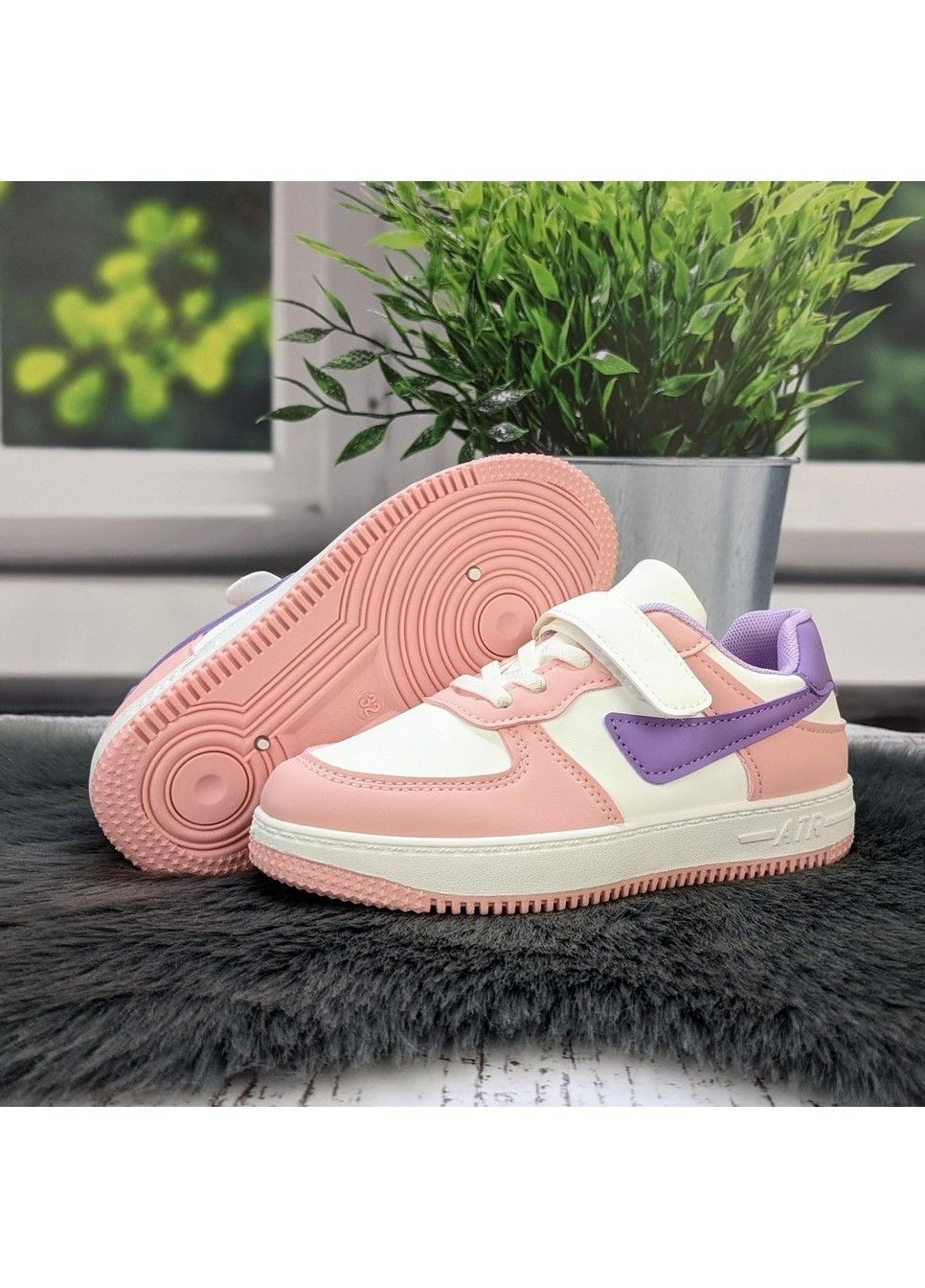 Розово-лиловые демисезонные кроссовки детские для девочки XIFA