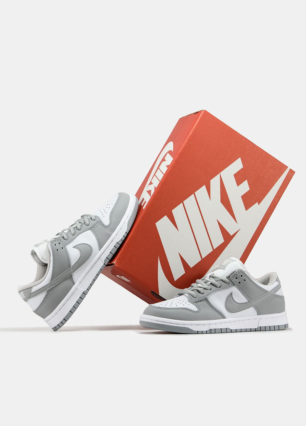Серые демисезонные кроссовки мужские и женские nike sb dunk low grey white | найк сб данк низкие серые белые No Brand