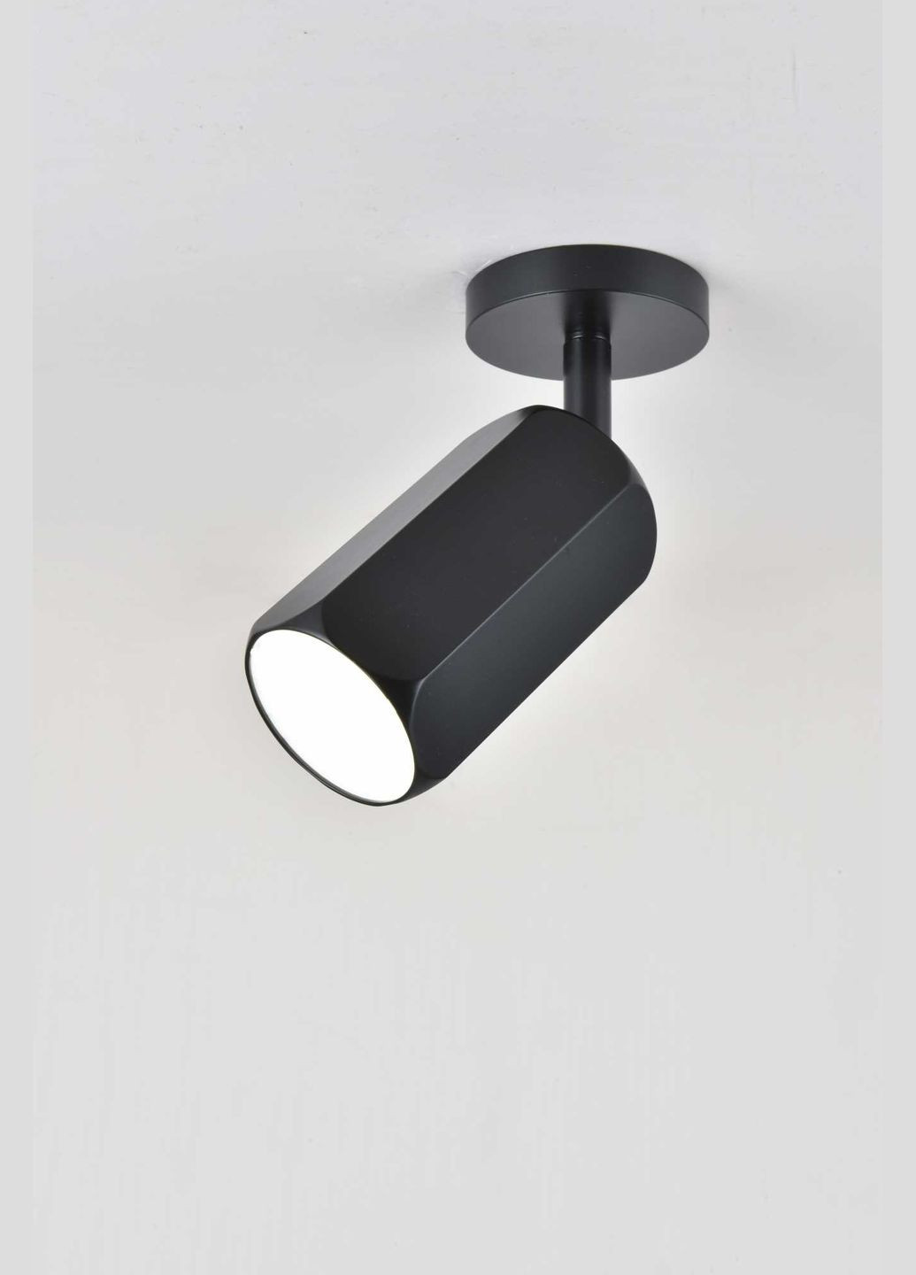 Спот RT593 BK Sirius (269795368)