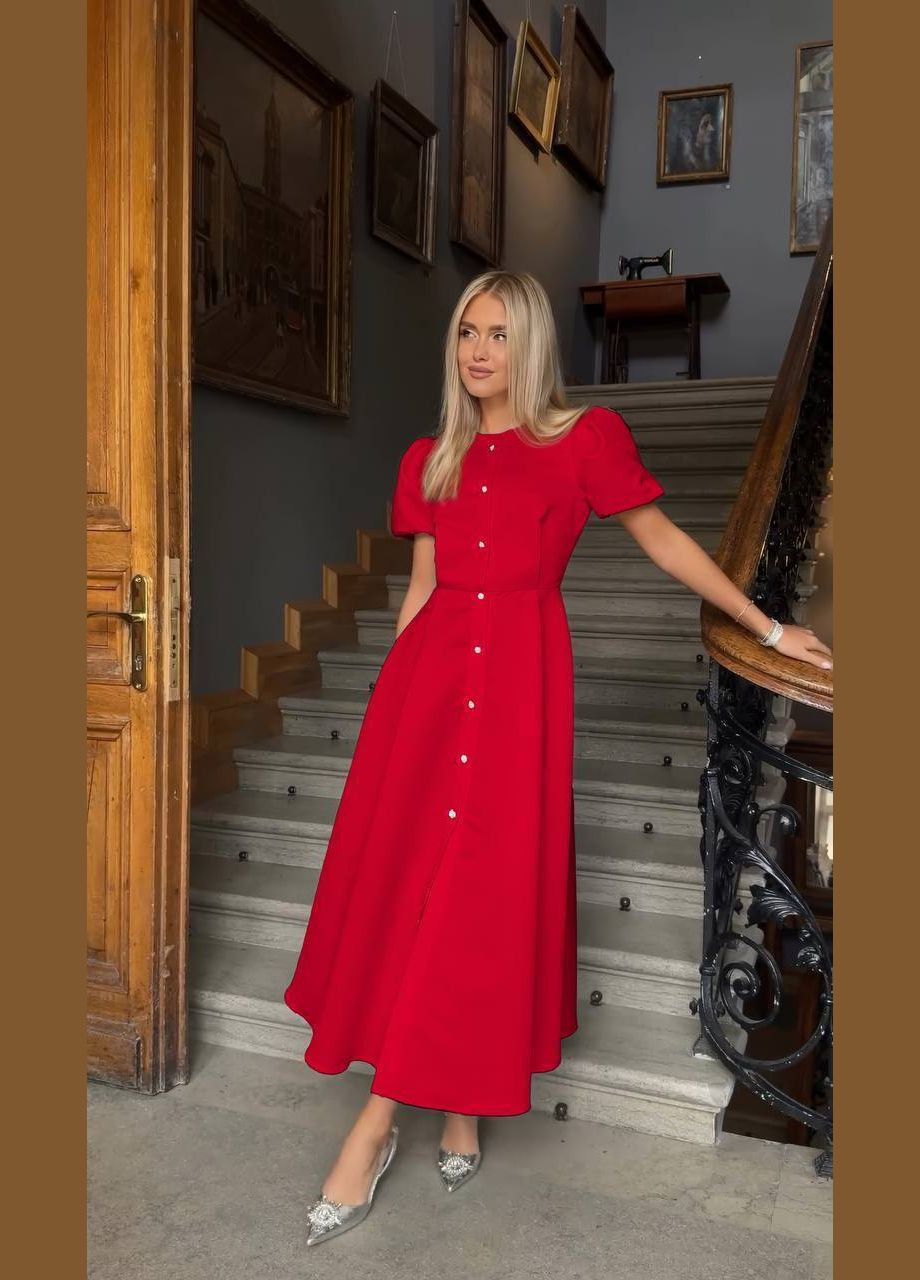Червона повсякденний максі сукня на гудзиках Adelante однотонна