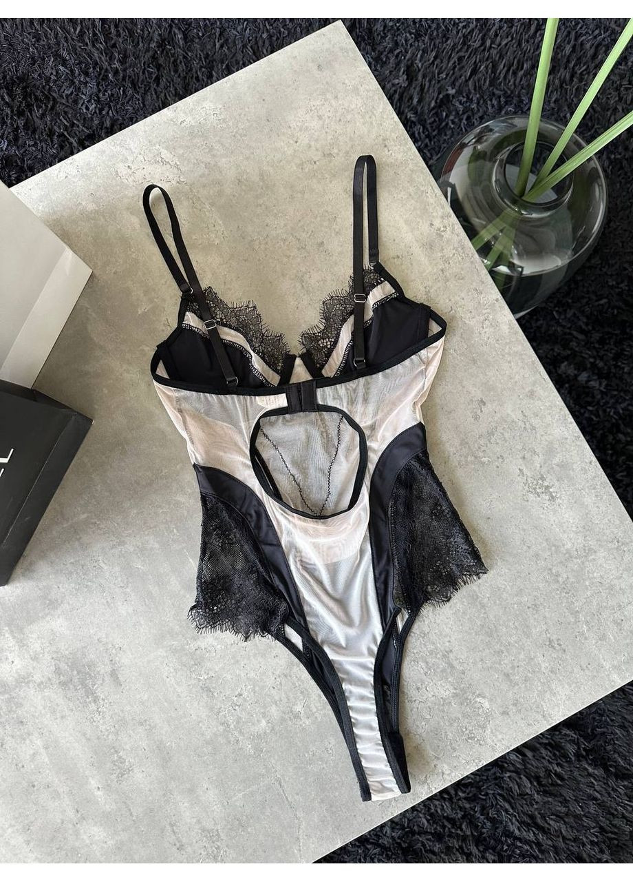 Боді чорне з чашечкою та регульованими шлейками Vital-Textile 132/45 (361853724)