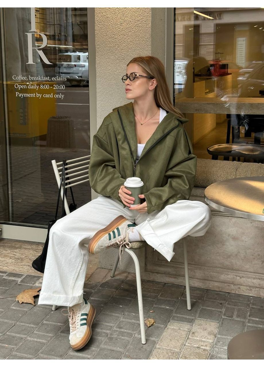 Оливкова (хакі) демісезонна куртка жіноча замшева Style Point