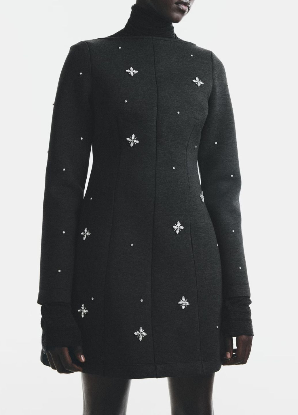 Графитовое платье H&M однотонное