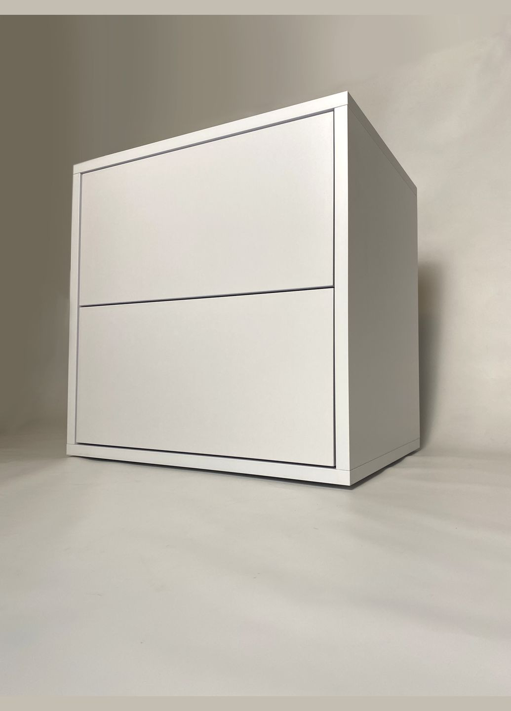 Приліжкова тумба 600х400х400мм Біла з двома висувними шухлядами No Brand Artus Room (335418716)