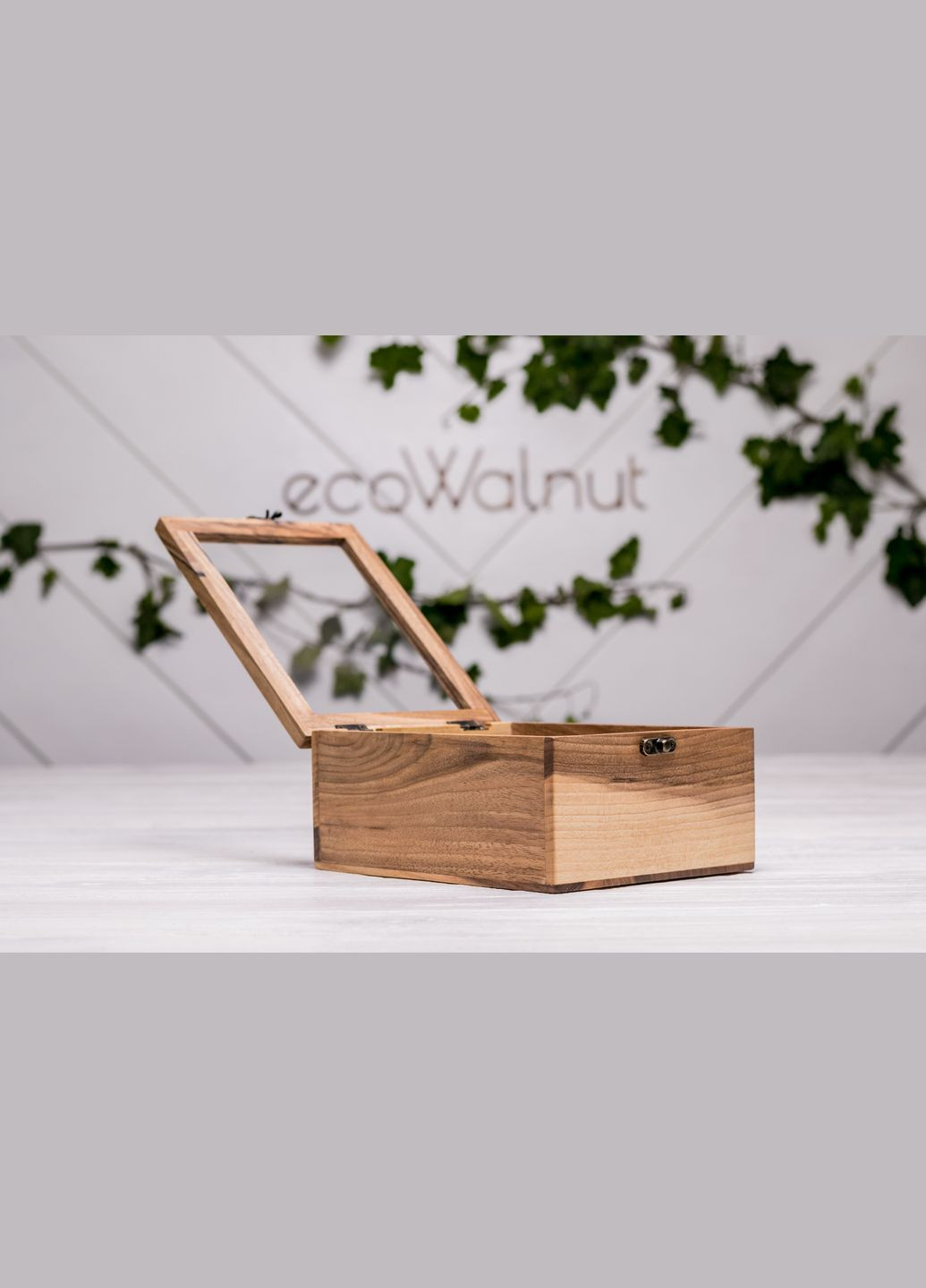 Подарочная коробочка из дерева со стеклянной крышкой S EcoWalnut (295266143)