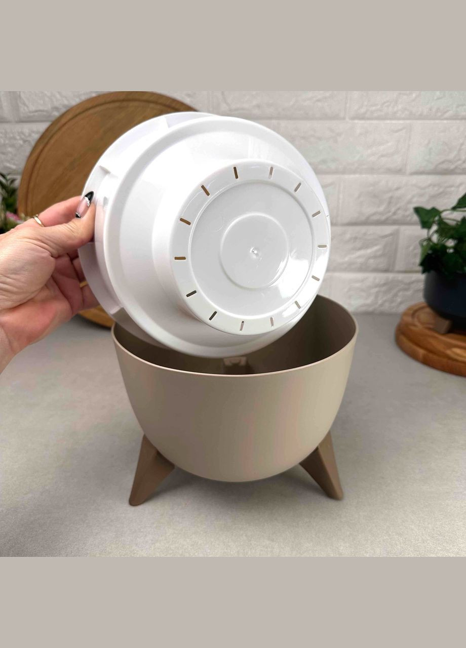 Квітковий горщик на ніжках 4.5 л Беж Ufo ALY-602 Alya (303209511)