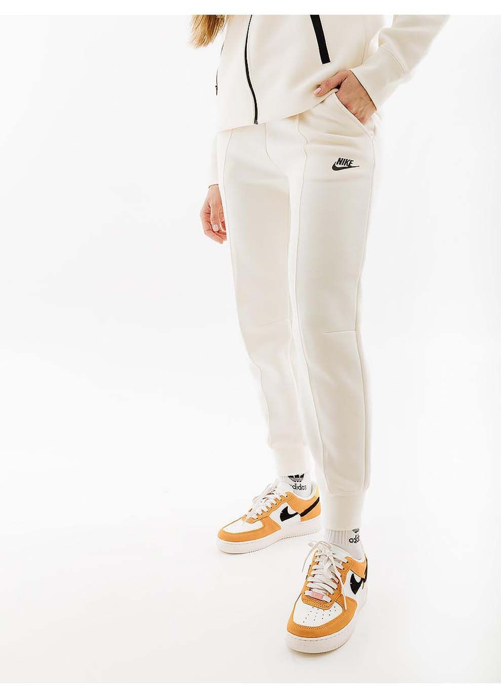 Женские Брюки W TCH FLC MR JGGR Белый Nike (282317322)