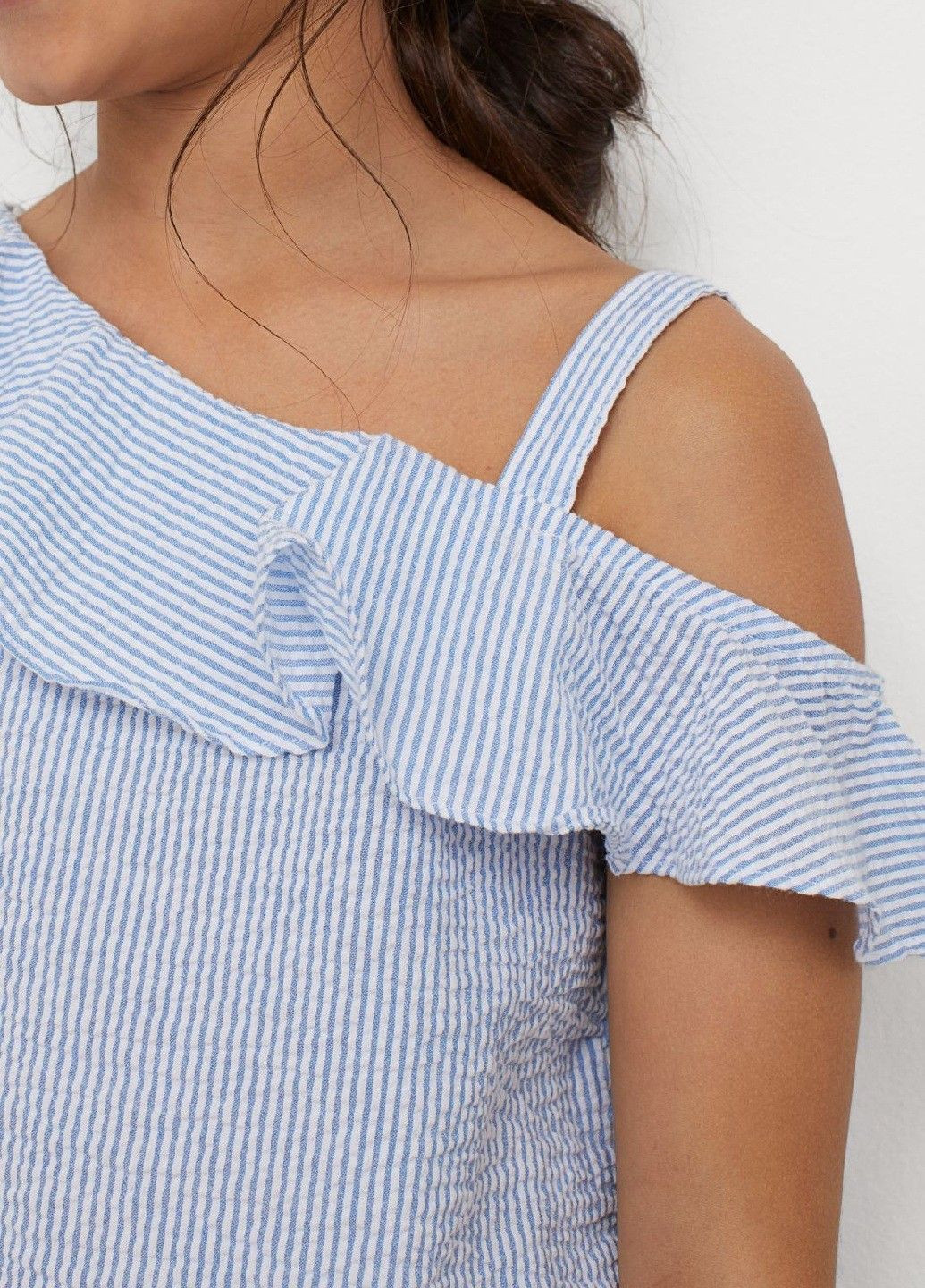 Синяя в полоску блузка H&M летняя