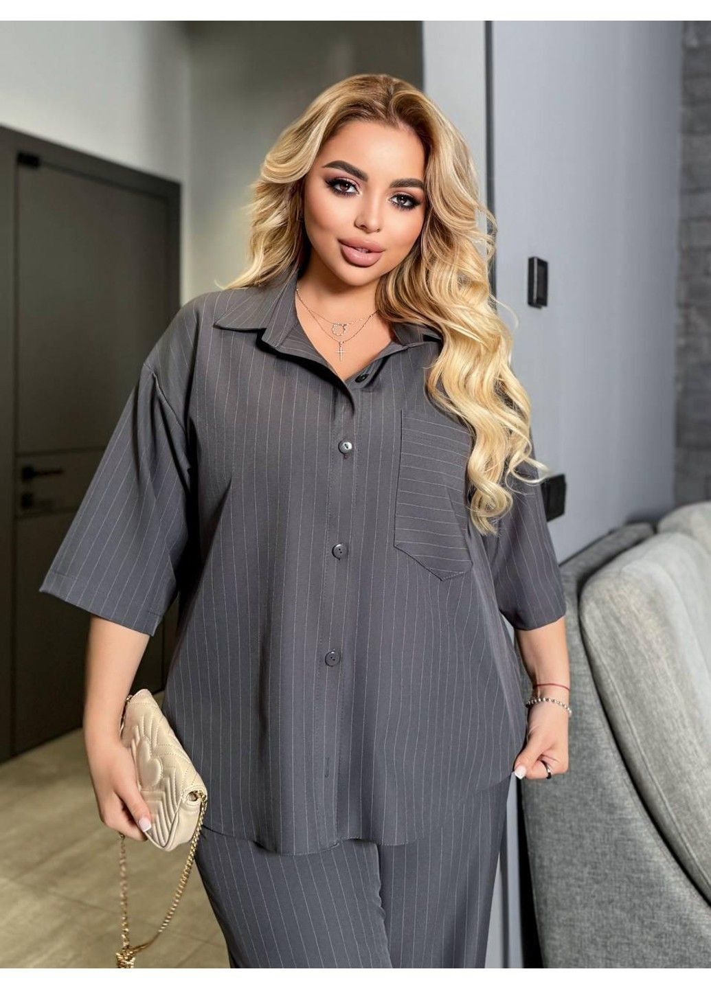 Костюм діловому стилі, з тонкою вертикальною смужкою, вільного крою, мод КТС-2286, графіт, 58-60 No Brand (355469789)