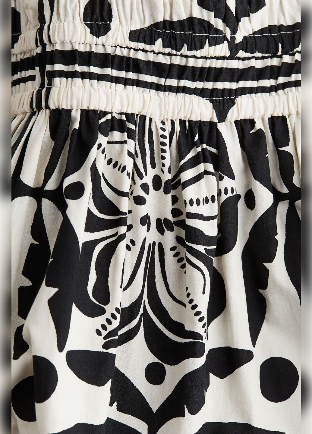 Молочна сукня H&M з абстрактним візерунком