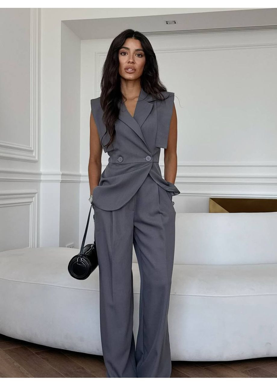 Жіночий класичний костюм Adelante (350627855)