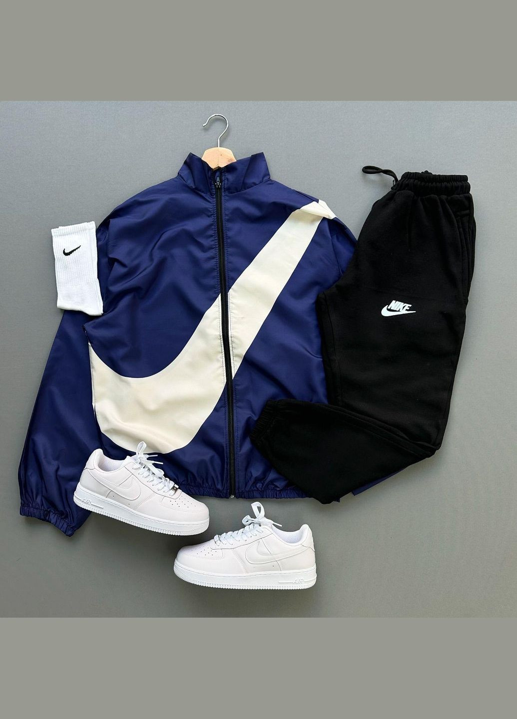 Стильний чоловічий спортивний костюм штани + вітрівка чорно-синій No Brand (316684318)