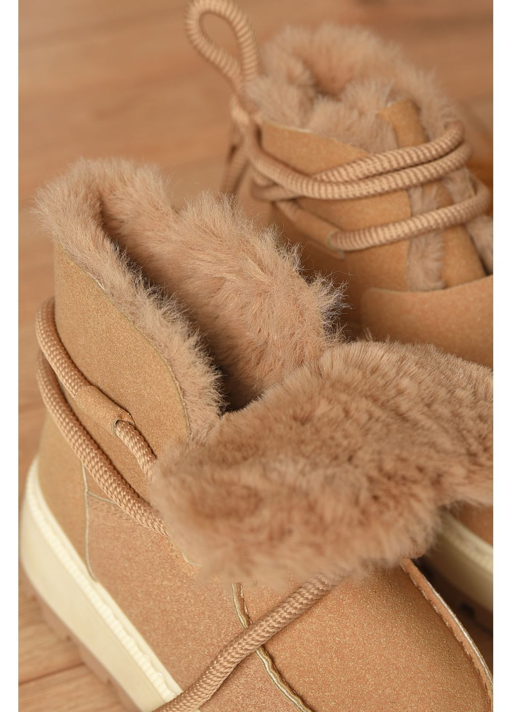 Уггі жіночі на хутрі бежевого кольору Let's Shop (366546107)