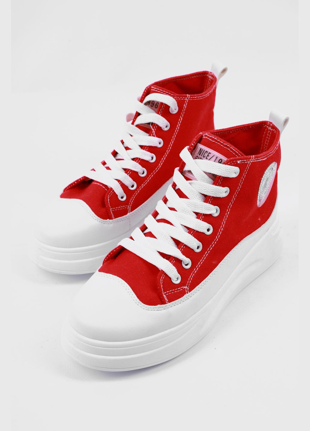 Красные демисезонные кроссовки женские красного цвета на шнуровке Let's Shop