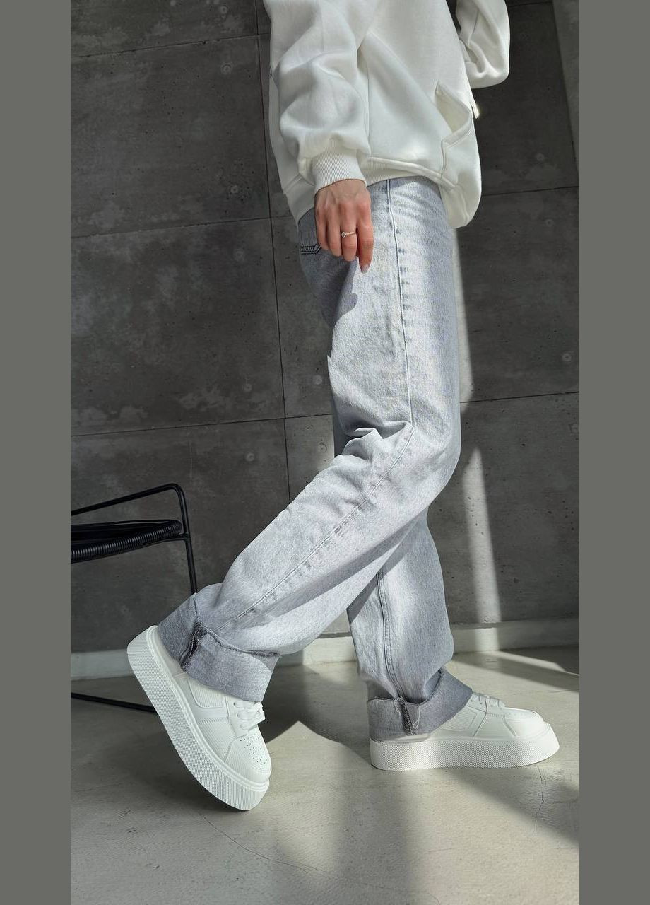 Жіночі кросівки в білому кольорі на платформі (2005) No Brand білі демісезони (330245802)