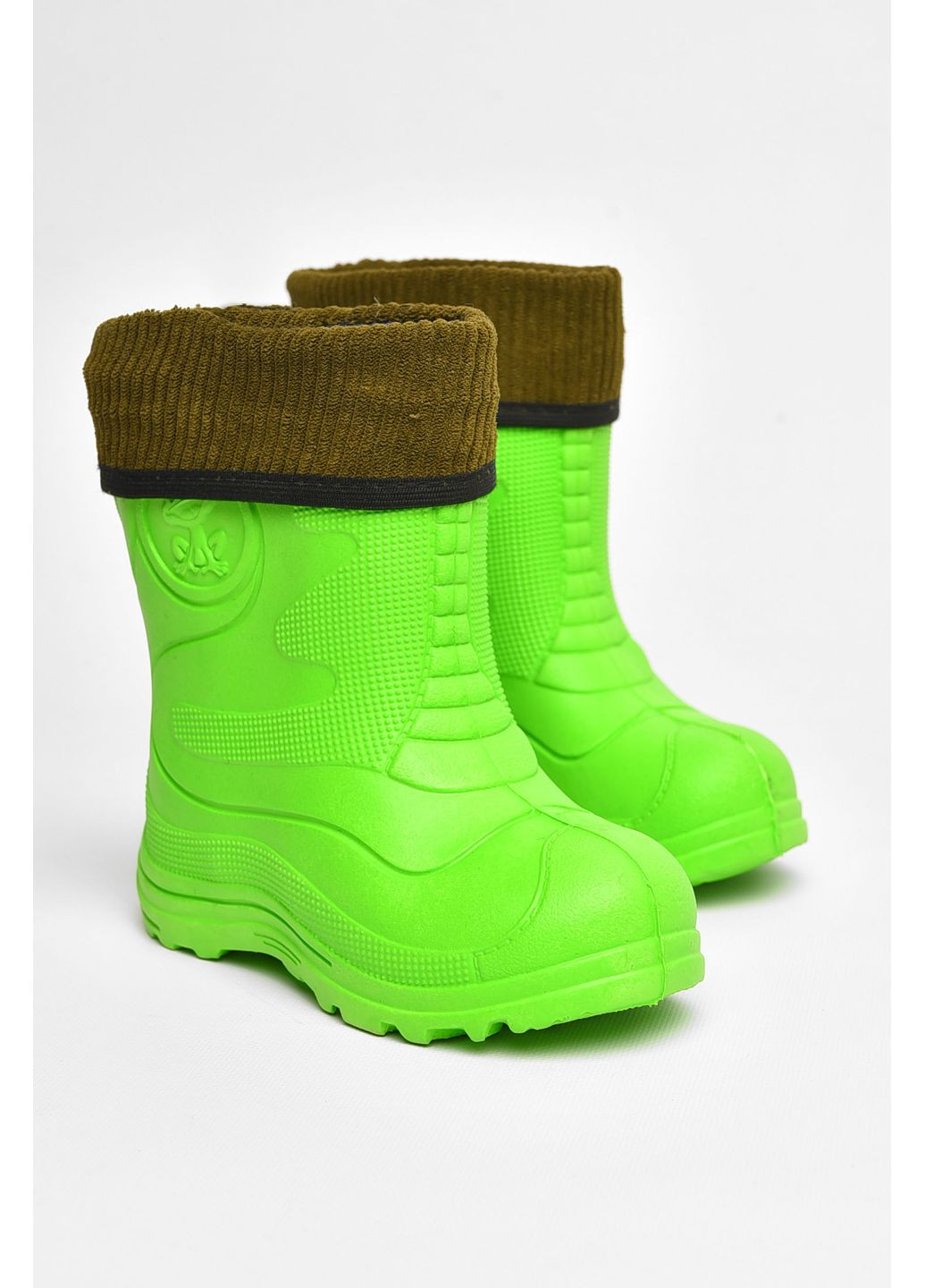 Чоботи піна дитячі зеленого кольору зі з`ємною шкарпеткою Let's Shop (357075285)