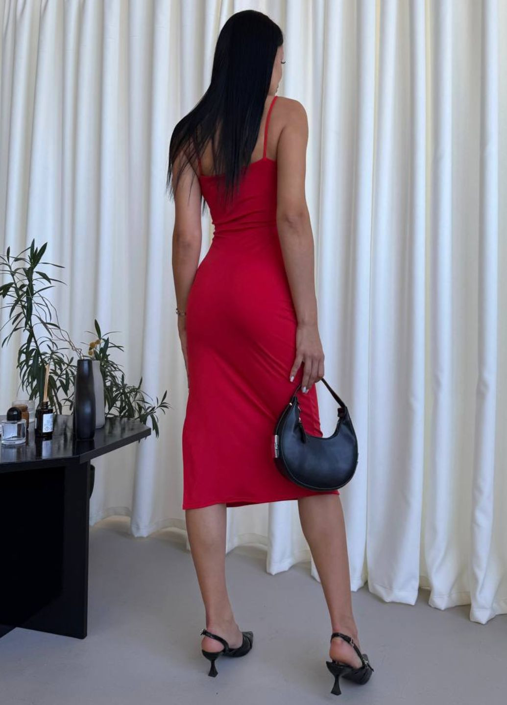 Красное повседневный, праздничный платье меди на тонких бретельках силуэтная Україна