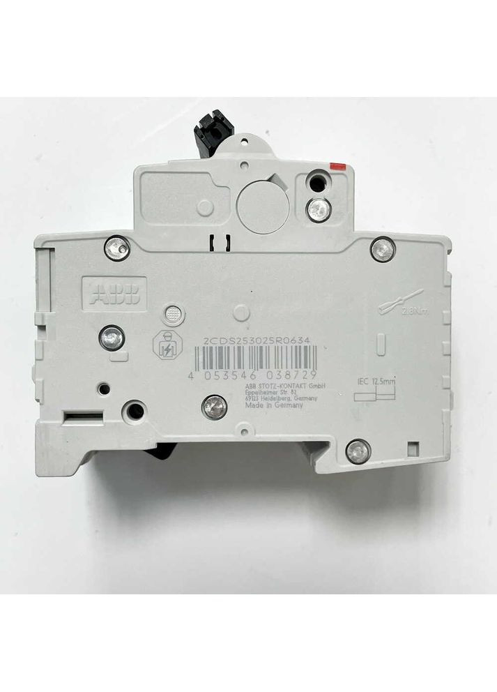 Автоматический выключатель SZ203-C63 ( 2CDS253025R0634 ) ABB (365651120)