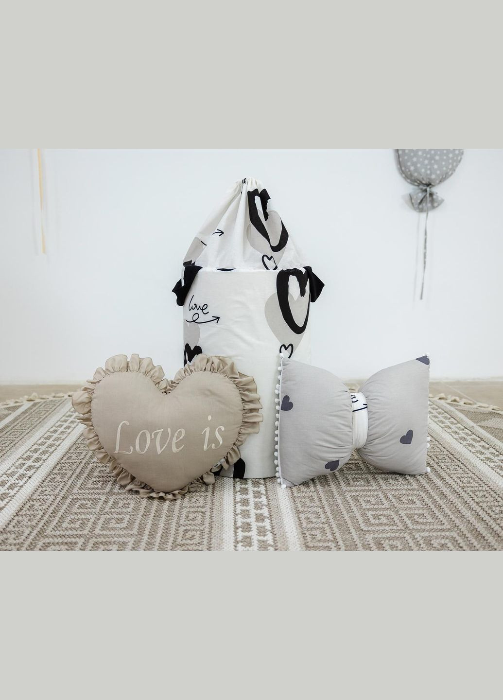 Вігвам Love is БОН БОН + кошик для іграшок. Повний комплект No Brand (316257314)