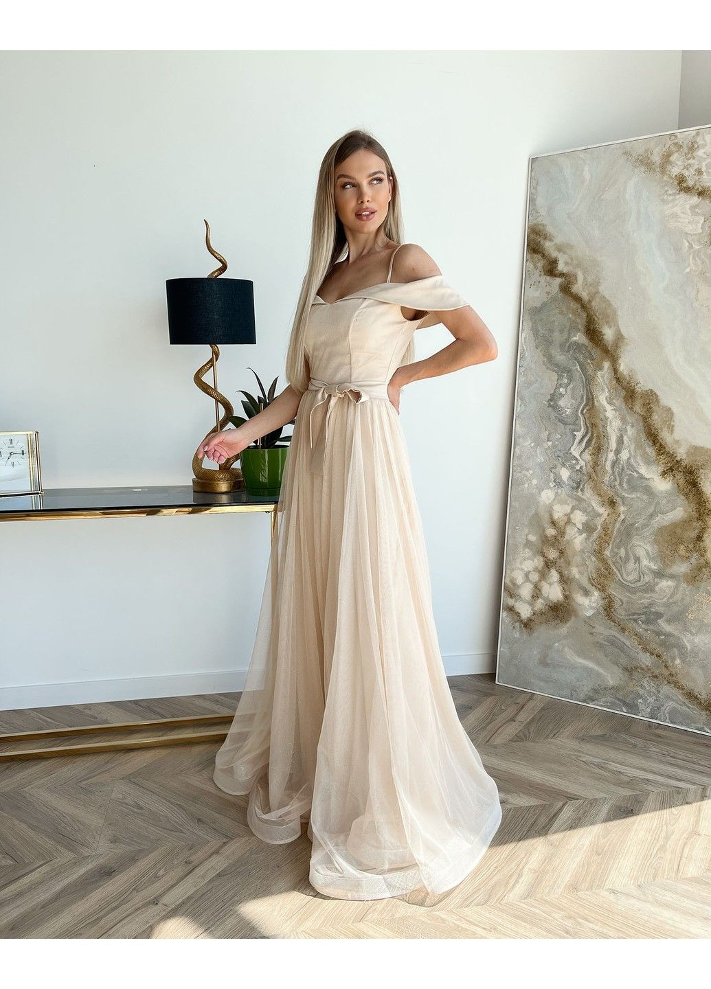 Молочное вечернее платье сверкающая сетка 9025 золотое Tanita-Romario