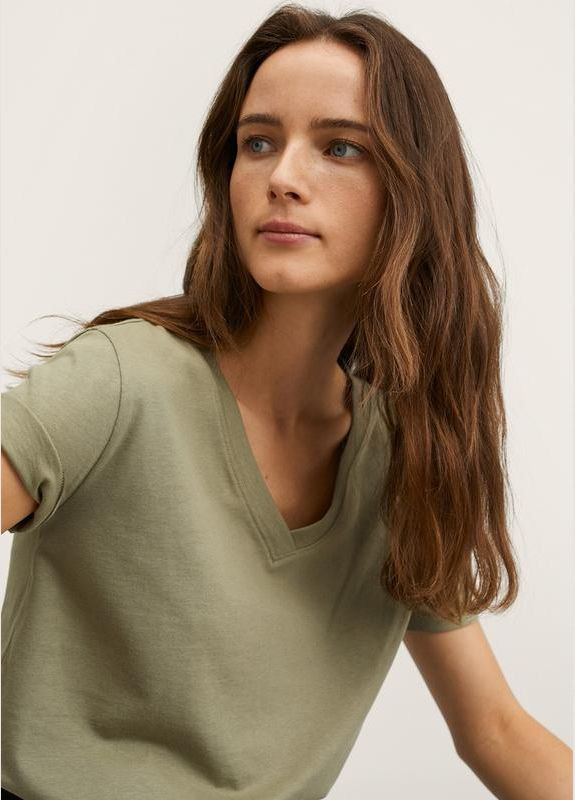 Стильна повсякденна футболка бавовняна хакі вільного крою Mango - (327419435)