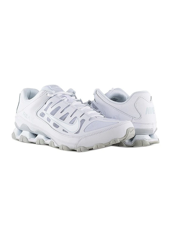Белые всесезонные кроссовки reax 8 tr mesh 621716-102 Nike