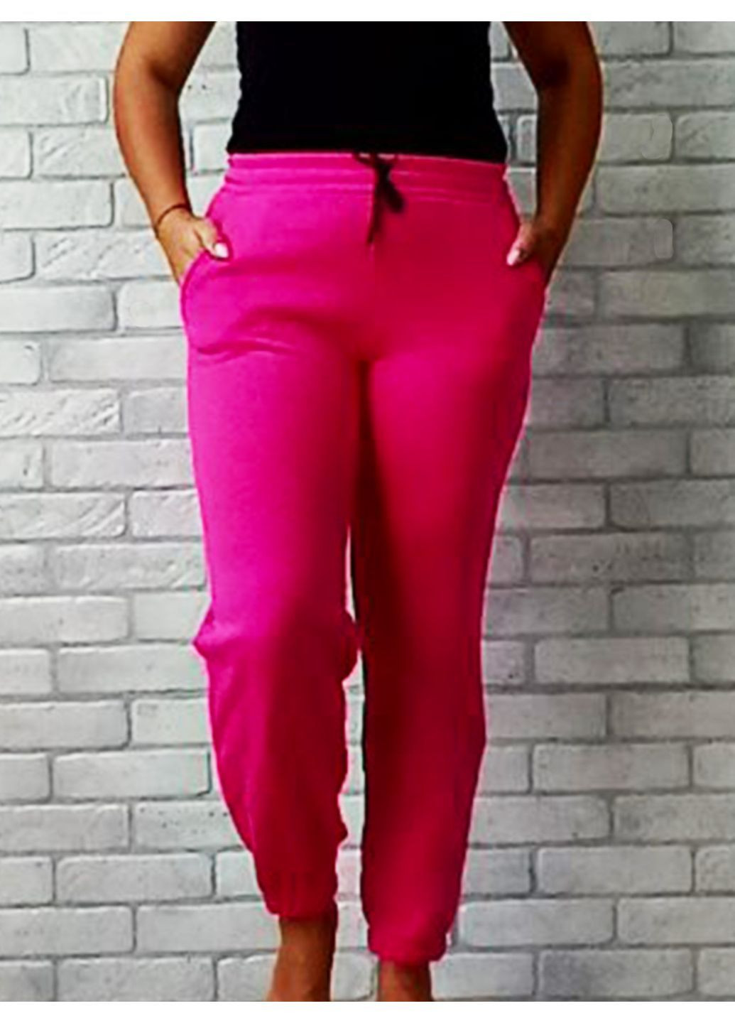 Зимние женские спортивные штаны малиновые No Brand (364237234)