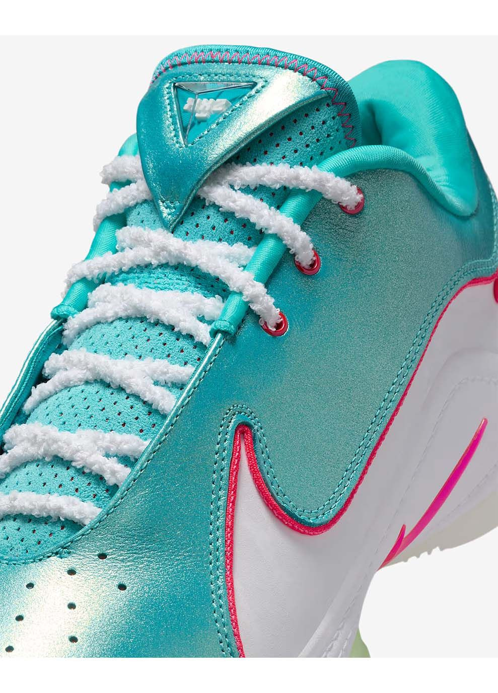 Комбіновані Осінні чоловічі кросівки lebron xxii xmas різнокольоровий Nike