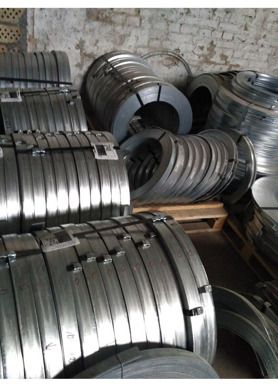 Полоса оцинкованная 30х4 (бухта 50кг -52м) Cynk-Mal (364552896)