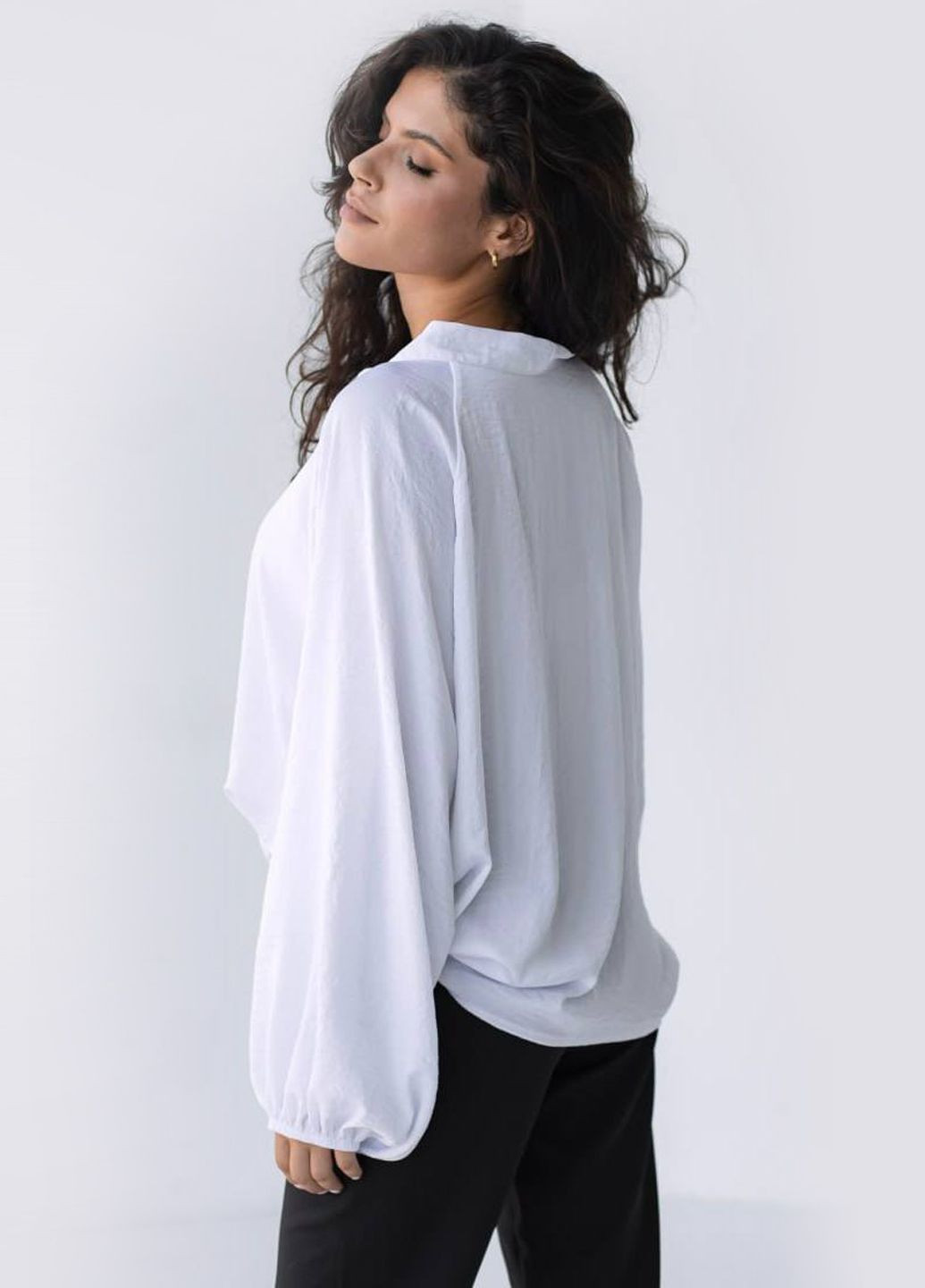 Біла блуза літня oversize з жатої віскози Egostyle