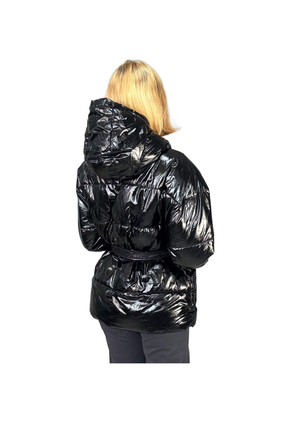 Чорна демісезонна куртка Monito