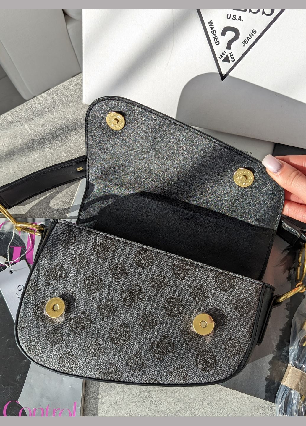 Сумка dream седло Guess (316720843)