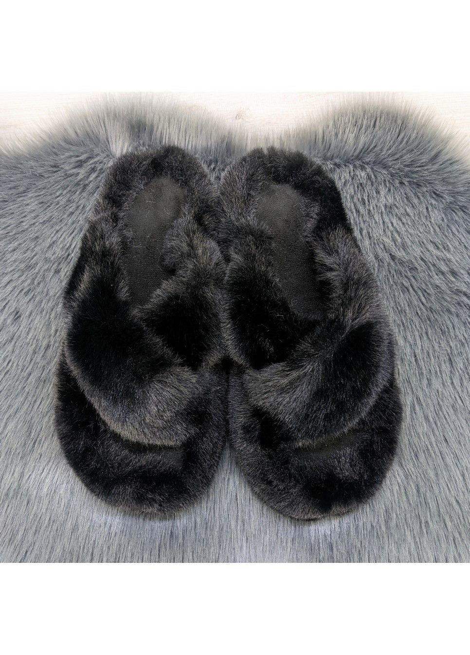 Черные тапочки женские домашние меховые Lion