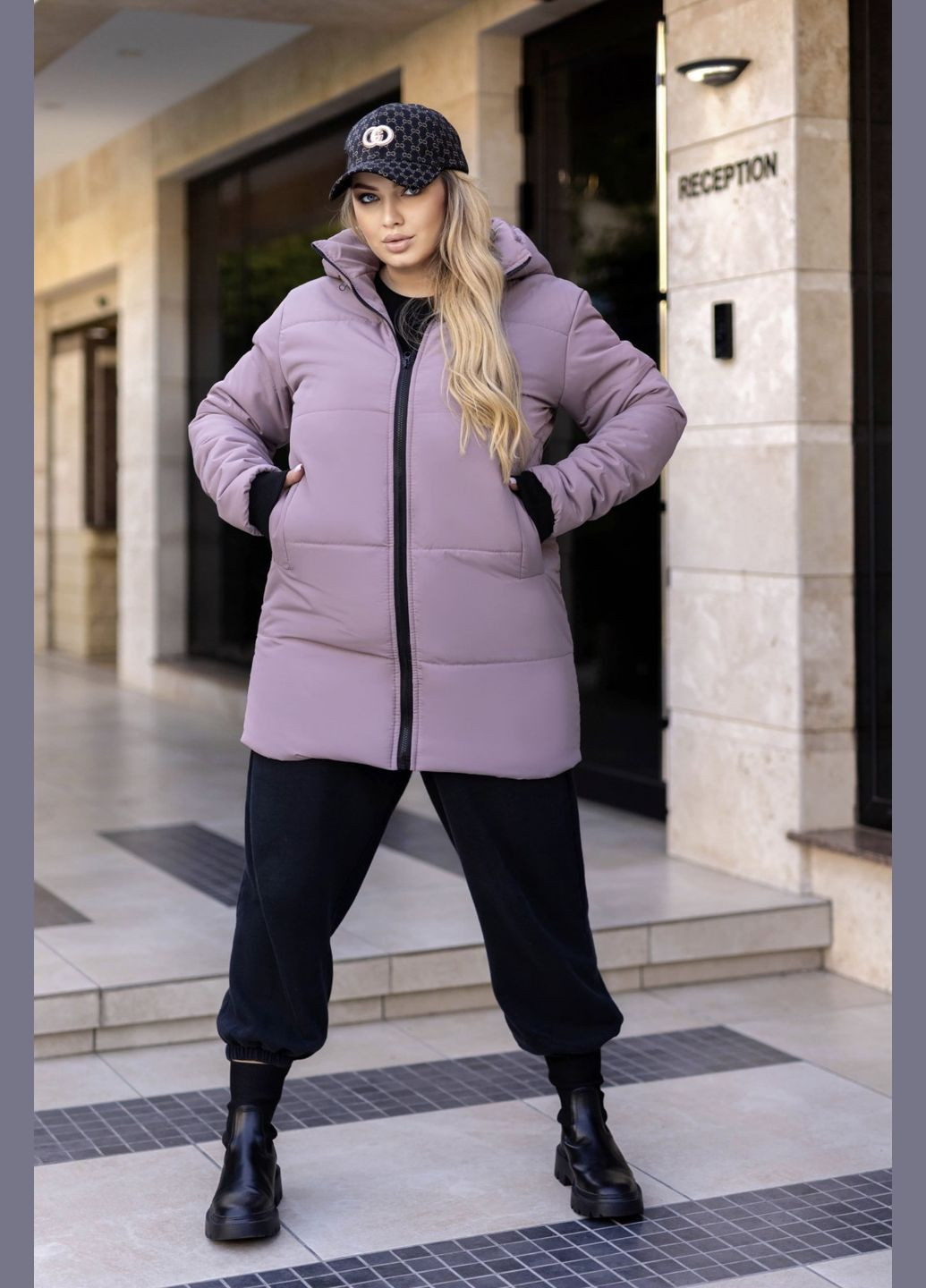 Темно-бежева зимня жіноча куртка з капюшоном New Trend