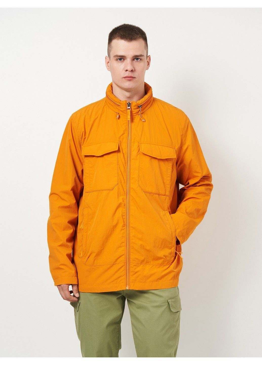 Помаранчева демісезонна вітровка C&A