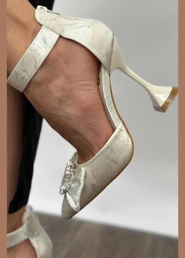 Bashili Женские туфли на каблуке 1548 Белые белый з текстиль, — демисезон (338370918)