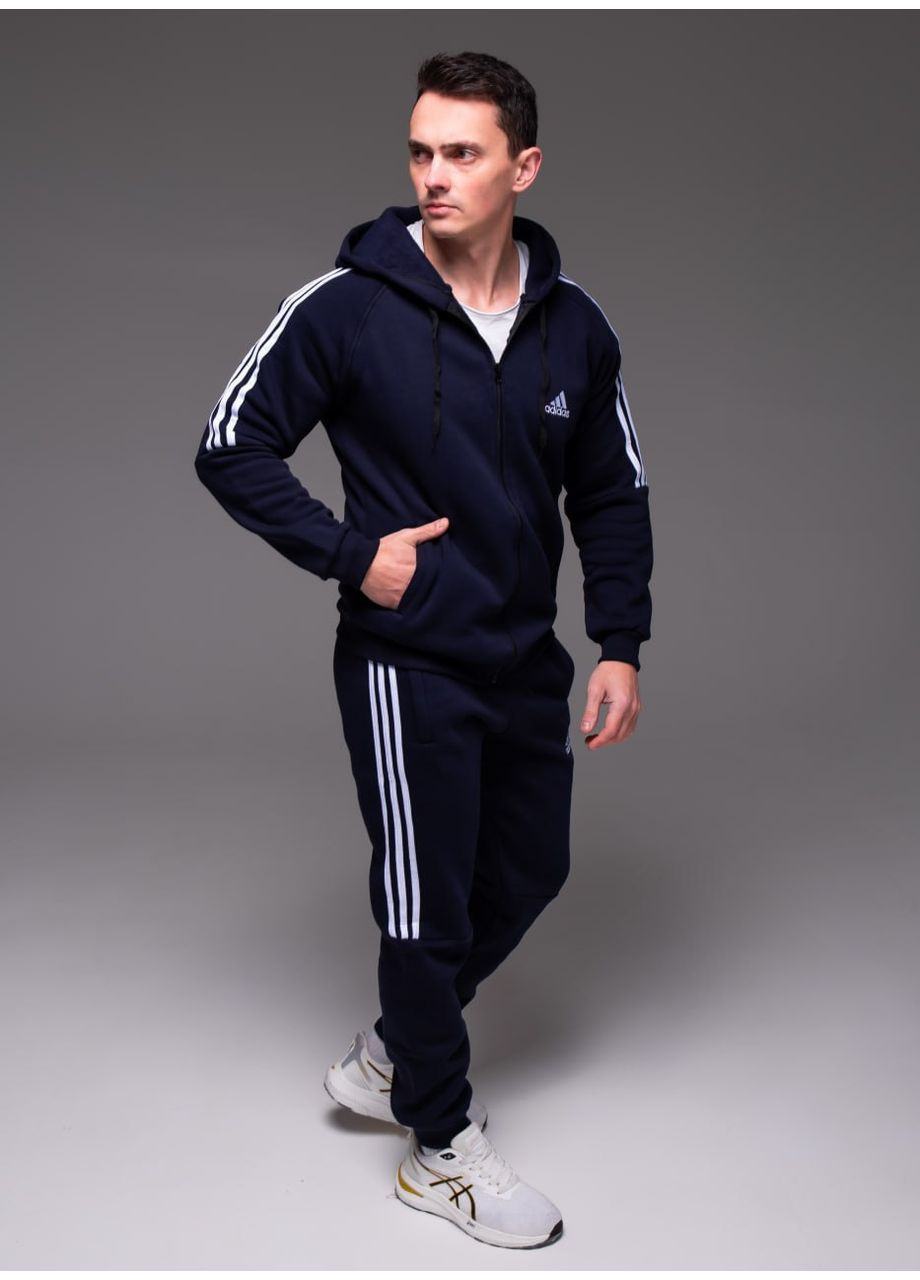 Мужской утепленный спортивный костюм на манжетах. No Brand (364869401)