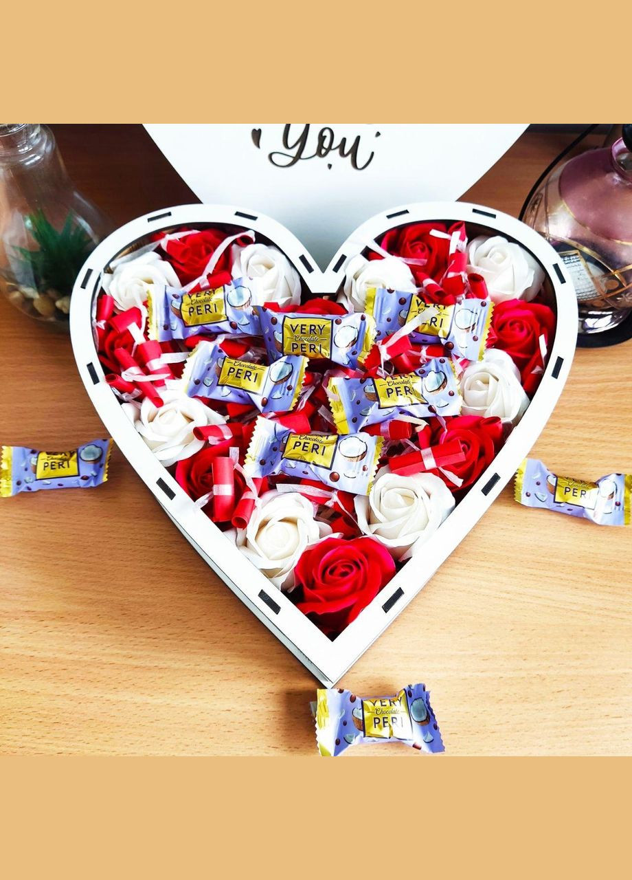 Подарунковий бокс для дівчини з цукерками та 101 причиною «Чому я тебе люблю» (ar131) No Brand (316141125)