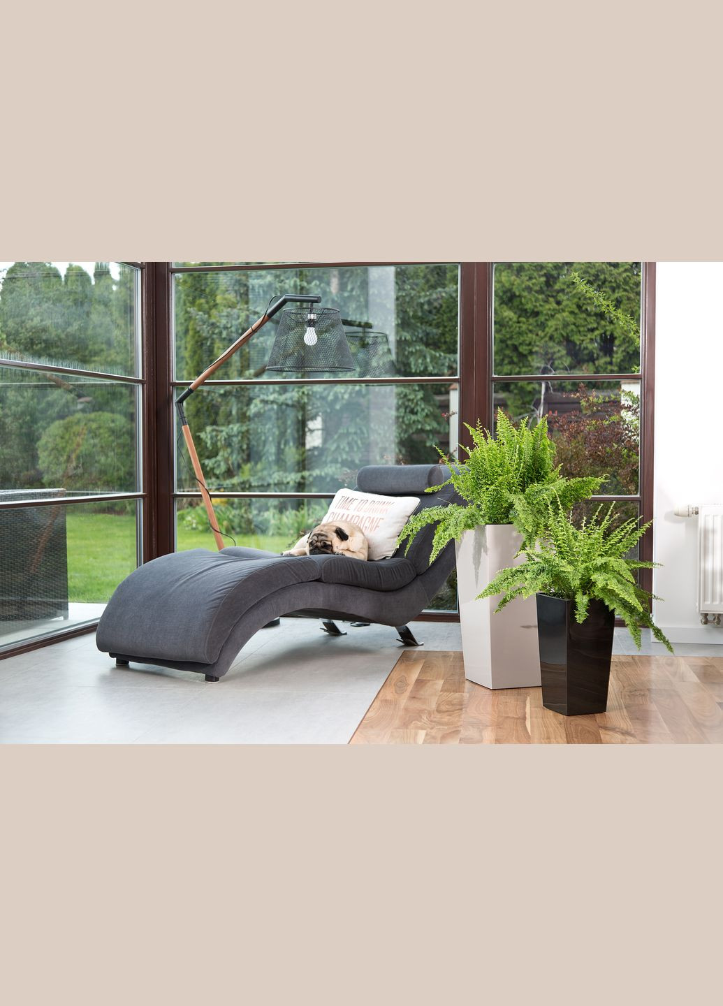 Кашпо Финезия 190х190 черный, пластик Lamela Фінезія (345726239)