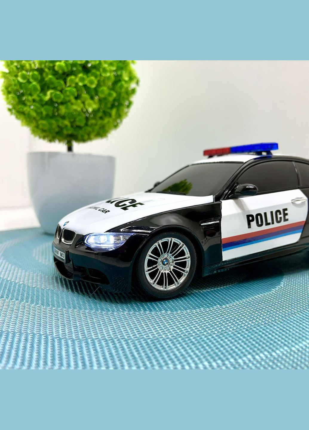 Машина на радіокеруванні Поліція пульт 2.4GHz підсвічування акум 4.8V гумові колеса USB кабель Чорна (866-1803 PB) GUOKAI (327877812)