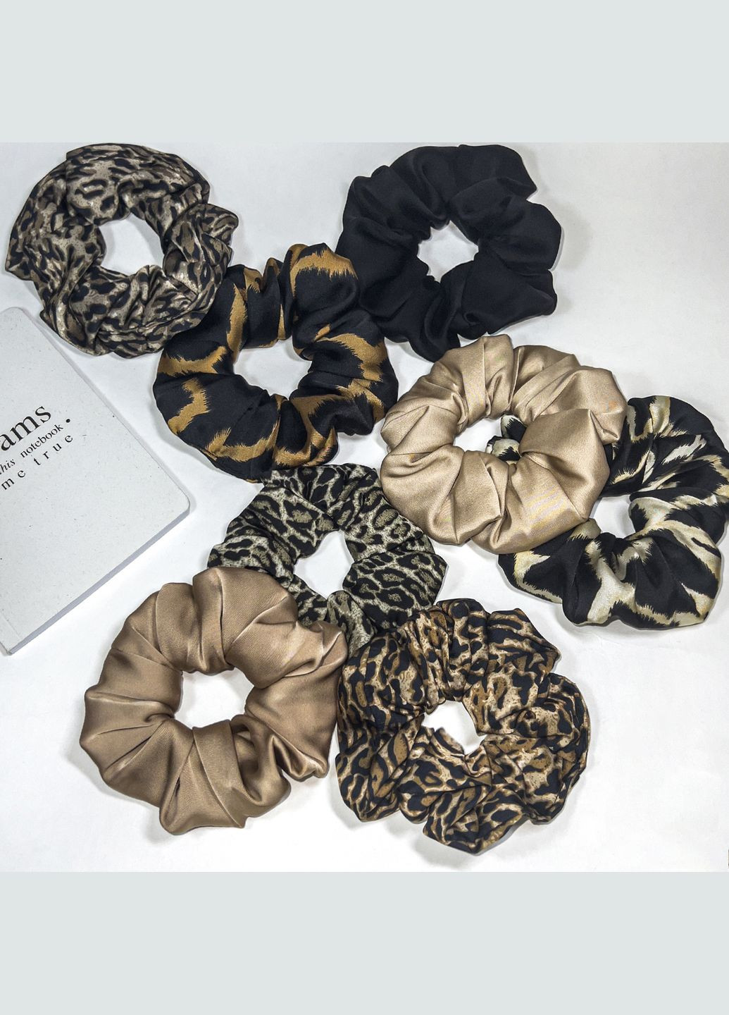 Набір резинок для волосся - Скранчі - 3 резинки з шовка-сатина леопардові InRed (306437384)